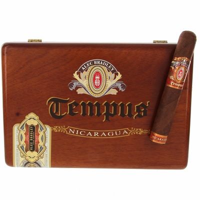 Alec Bradley Tempus Nicaragua