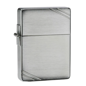 Zippo 1935 Replica with Slashes