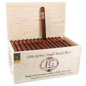 LA FLOR DOMINICANA LITTO GOMEZ DIEZ SMALL BATCH