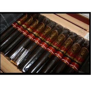 PADILLA RESERVA MADURO SHORT ROBUSTO CIGARS