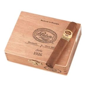 PADRON SERIE 1926 NO. 6 Natural  4 Pack