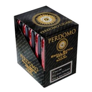 Perdomo Small Batch Series Connecticut Half Corona