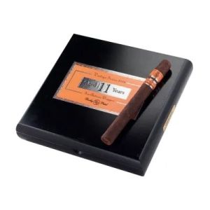 ROCKY PATEL VINTAGE 2006 CHURCHILL